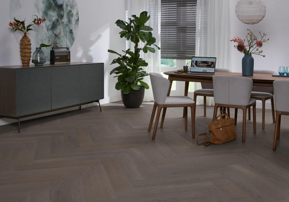 VT Wonen Herringbone Charcoal | Visgraat Klik PVC